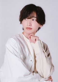 　初 恋 の 人 ,