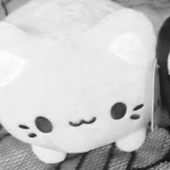 ゆぴな𓂃𓈒𓏸︎︎︎︎さんのアイコン画像