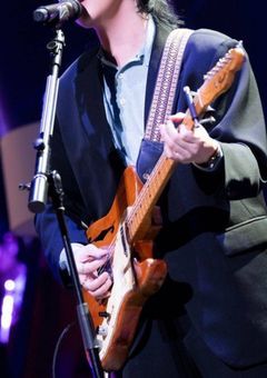 反抗期真っ最中のミセス妹、隠れて歌手やってました