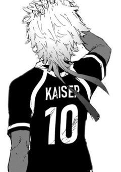 ♡   嫌われ女子、最強FWらしい。