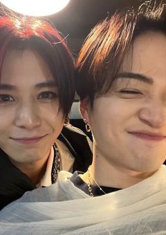 来年も一緒に桜見るって約束したじゃん