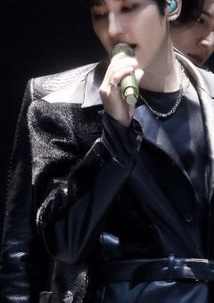 貴方の口付けと綺麗な笑顔を