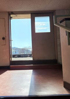 この先立入禁止です