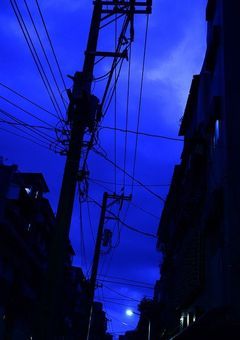 　Let's have a wonderful evening.