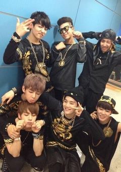 腐男子少年団