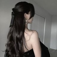 𝗔𝗬𝗔𝗞𝗔さんのアイコン画像