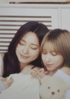 mina & tzuyu short story