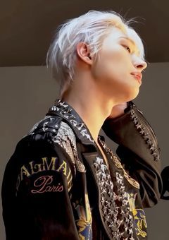 世界は君に鳴り響く