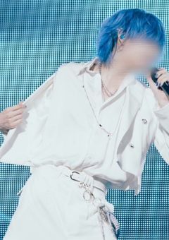 推しと同居することになりました