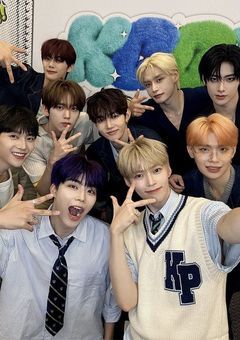 転校生は九人の王子様に溺愛される!?