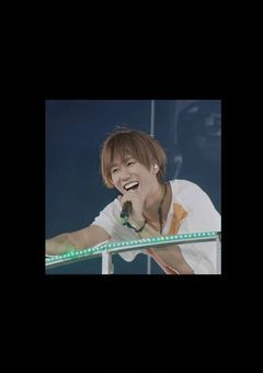 なんでそっち側なの？