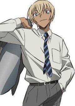 公安所属の降谷の幼馴染　、　大分　ヤバいヤツ　です　。