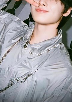 警官と囚人との禁断の恋