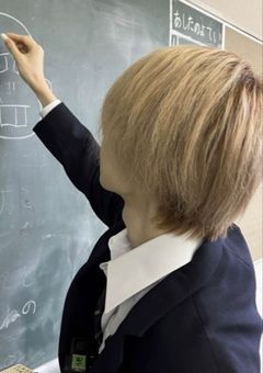 月が綺麗ですね。