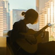 　　　　　綾鷹まお🔞さんのアイコン画像