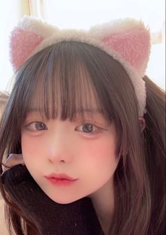 スノの紅一点のインスタ