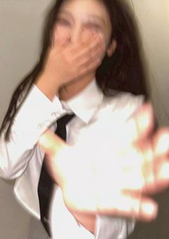 　　怪力女、ここにいます ←　