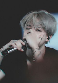 守るって約束したのに