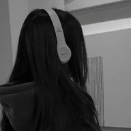 せ  低浮さんのアイコン画像