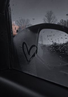 少年忍者の人気者は毎日大変だ