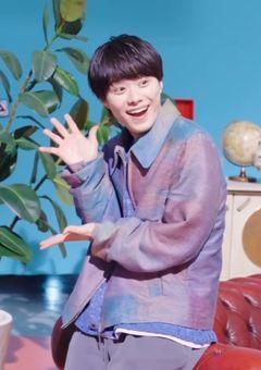 初 め ま し て 、   好 き で す 。