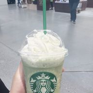 スミレぴぃぃぃやさんのアイコン画像