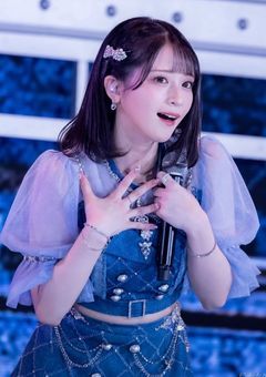 薫る花は凛と咲く
