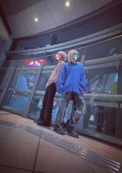 いろのおへやのぞかない？