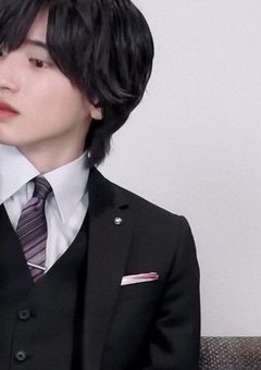 この度わたし推しと婚約しました。