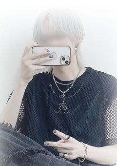 　＃ 𝐒𝐞𝐭𝐭𝐢𝐧𝐠 𝐑𝐨𝐨𝐦　