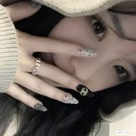 ෆ苦瀬楓華ෆ@久々の新作だと伸びない😭さんのアイコン画像