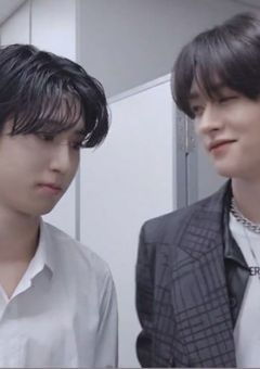 𝑩𝒐𝒖𝒏𝒅 𝒃𝒚 𝑳𝒐𝒗𝒆, 𝑩𝒓𝒐𝒌𝒆𝒏 𝒃𝒚 𝒀𝒐𝒖𝒓 𝑷𝒐𝒊𝒔𝒐𝒏