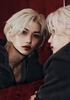 青いバラと契約