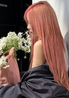 E B i D A N の 妹 分 .