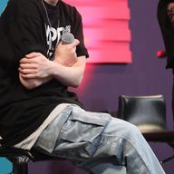 狐黒 ルナさんのアイコン画像