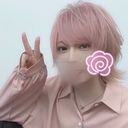てると