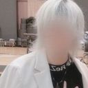 まひと