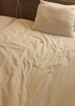 妻が恋したのは俺じゃなかった .