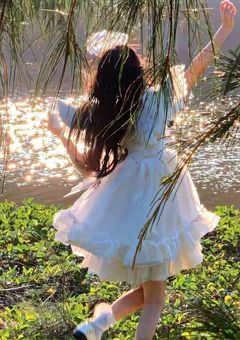 ๐๐ซ๐๐๐ฆ ๐ข๐ฌ ๐๐จ๐ข๐๐ ๐๐๐ญ๐จ๐ซ .