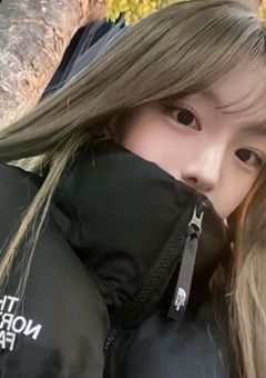 ね~えなんであたしだけ 。