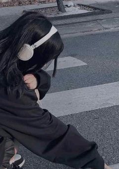 沙希配信中!