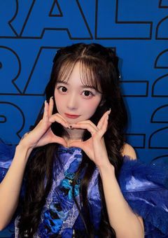 推  し  活  部  屋  💙❤️🩵