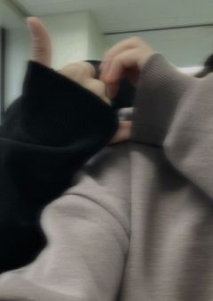 アイドル　,　熱愛出ました　。