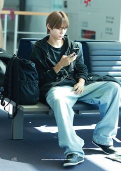 いつも石な男。彼女の前では甘えん坊らしいです。