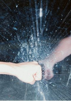 もう…どうでもイイヤ笑