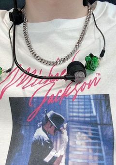 うますぎ人間、家では甘々です