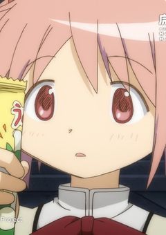 まどかちゃんはお花を見つけた！