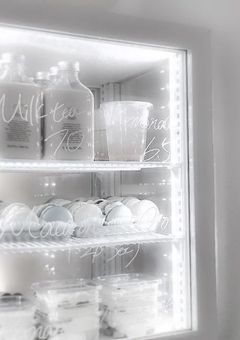 　√　君は優しい　。