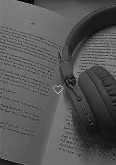 【 h p m i 】 ア イ ド ル で オ タ ク の 私 、 推 し に 推 さ れ て た 件