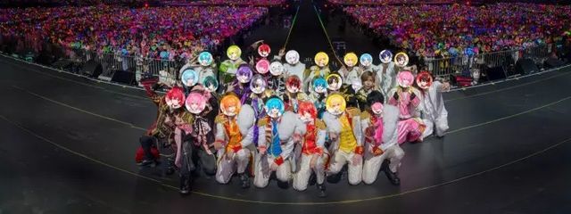 霞音 るなさんの壁紙画像